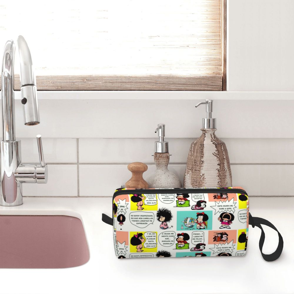 Custom Humor Manga Mafalda Travel Toiletry Bag Women Quino Argentina Cosmetic Makeup Bag Beauty Storage Bags Dopp Kit Box Case